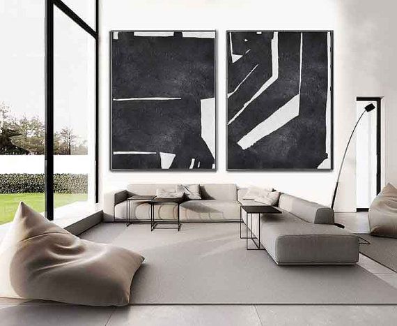 Tableau noir et blanc à l’intérieur – la netteté et la grâce du contraste