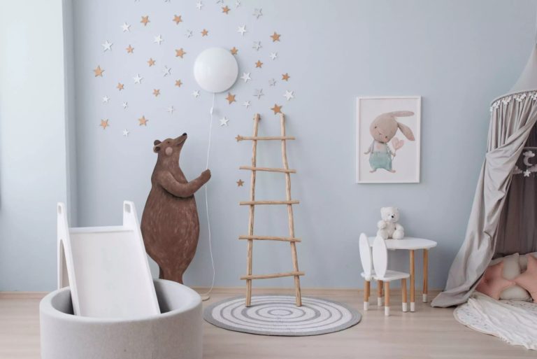 Chambre de bébé: les tendances déco à suivre en 2025
